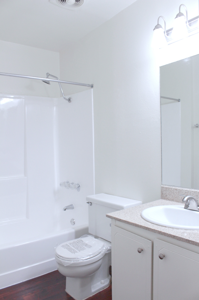 This image is the visual representation of Interiors 1 4 in Northpointe Apartments.
